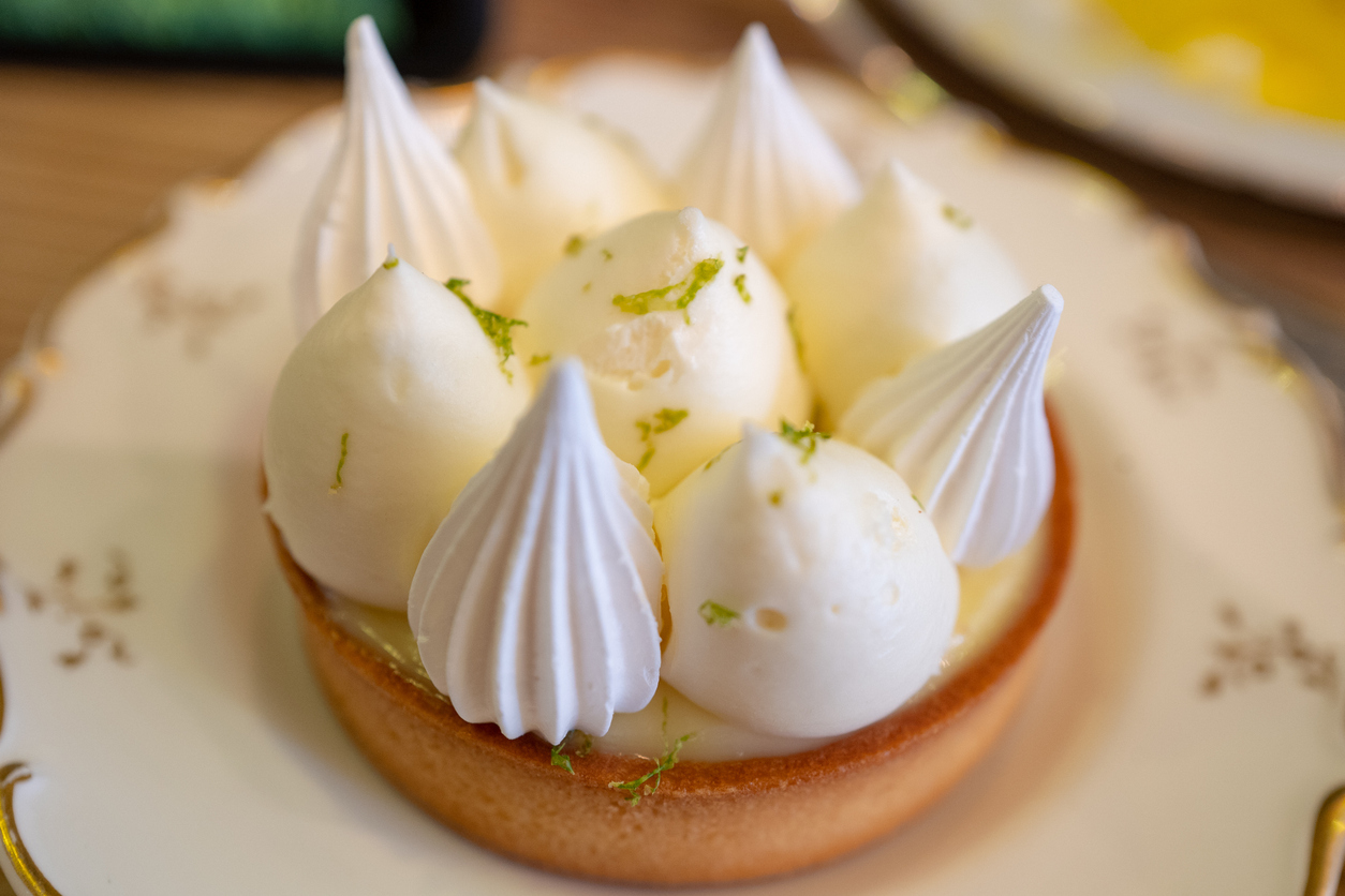 Tarte au citron meringuée des cours de cuisine au Château de l'Epinay